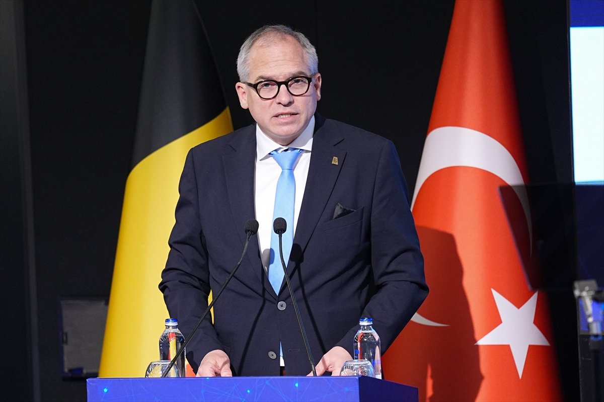 Flaman Bölge Hükümeti Başbakanı Diependaele, Belçika-Türkiye Diyaloğu konulu toplantıda konuştu: