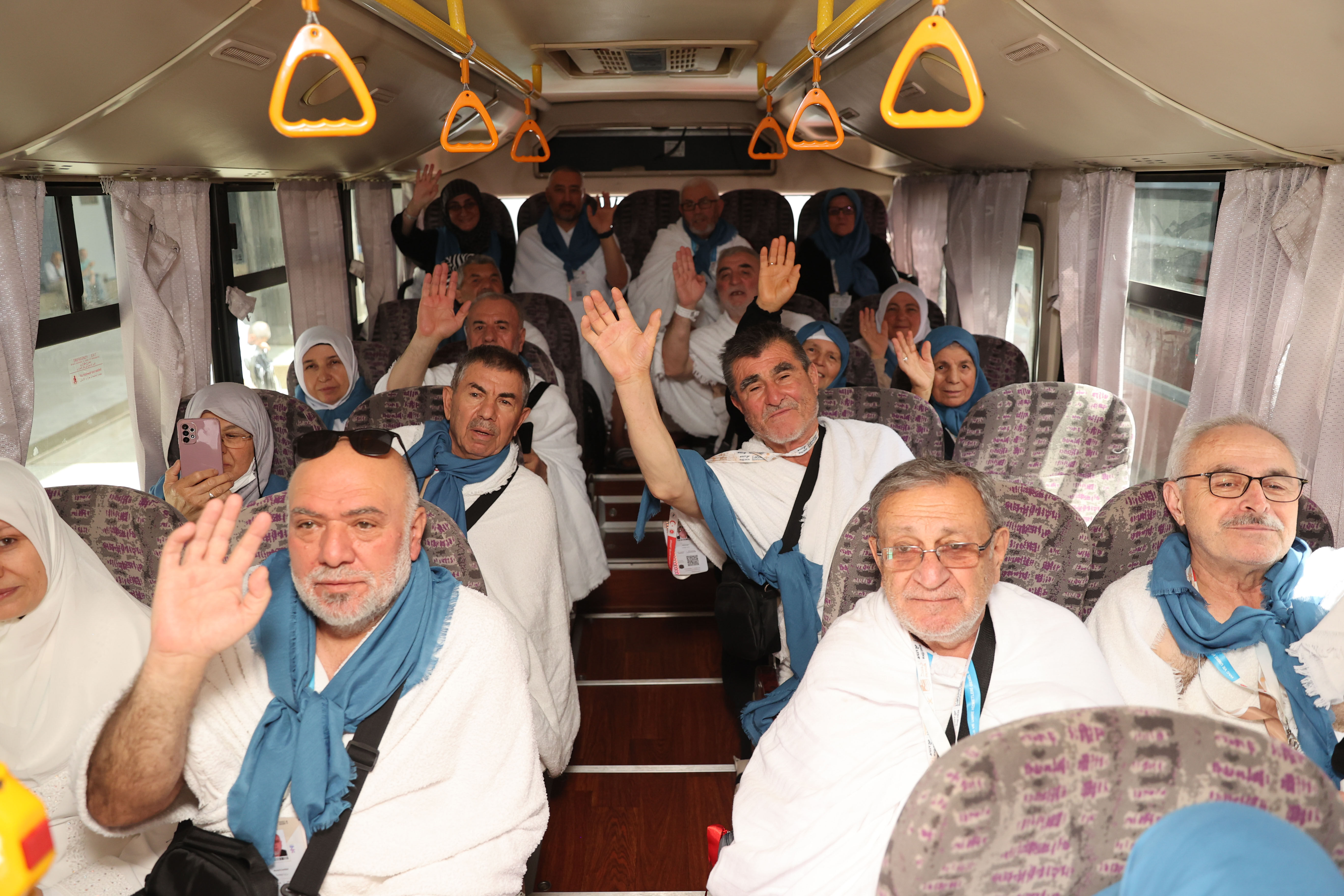 Hacı adaylarının Arafat yolculuğu başladı