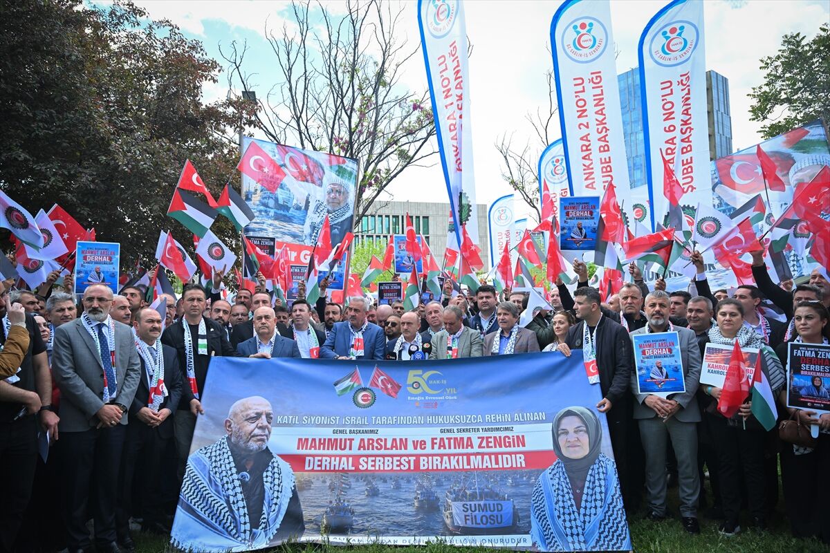 İsrail'in Küresel Sumud Filosu'na saldırısı ABD Büyükelçiliğinde protesto edildi