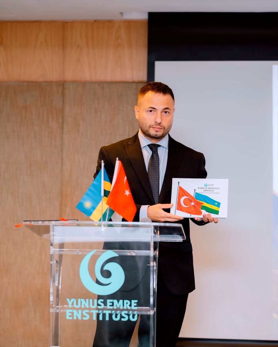 Ruanda-Türkiye dostluğunu anlatan katalog, Kigali'de tanıtıldı