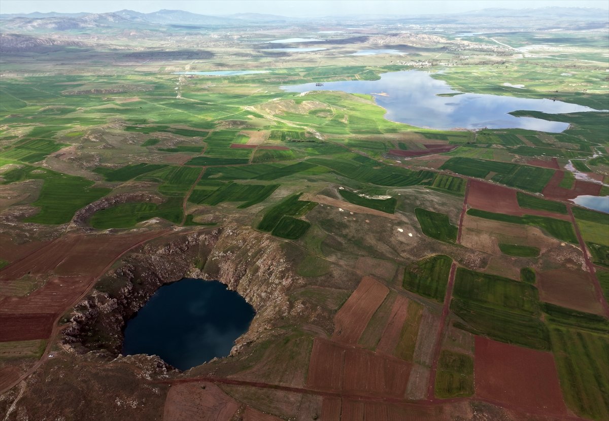Sivas'taki Kızılçan Gölü'nde son yılların en yüksek su seviyesine ulaşıldı