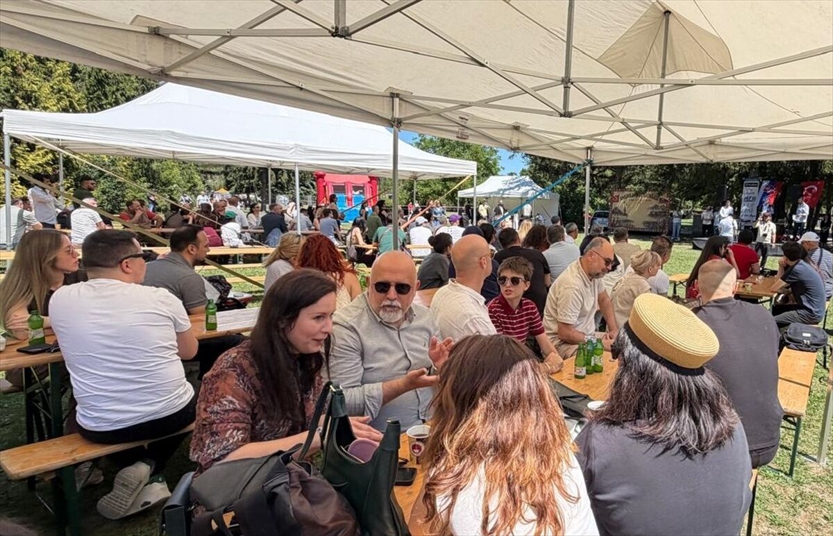 Slovakya'da Türkleri buluşturan 'Anadolu Festivali Slovakya' etkinliği düzenlendi
