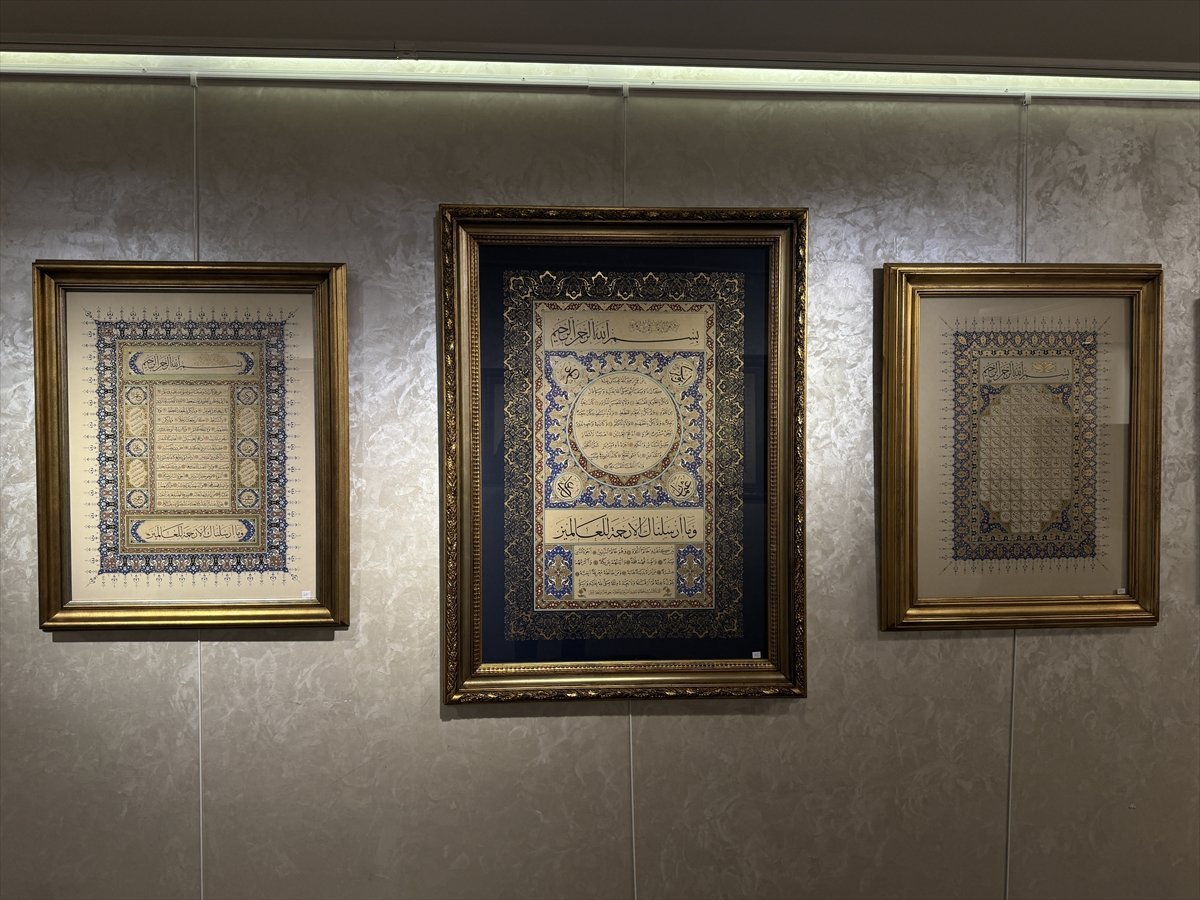 Tezhip sanatçısı Mamure Öz ve öğrencilerinin eserleri sanatseverlerle buluştu