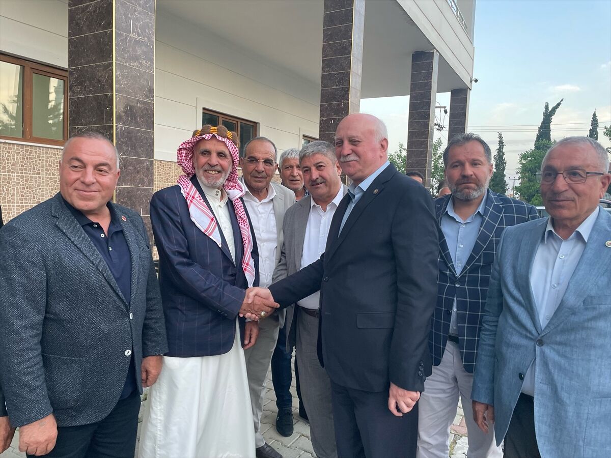 TZOB Genel Başkanı Bayraktar, Şanlıurfa'da olumsuz hava koşullarından etkilenen çiftçilerle buluştu