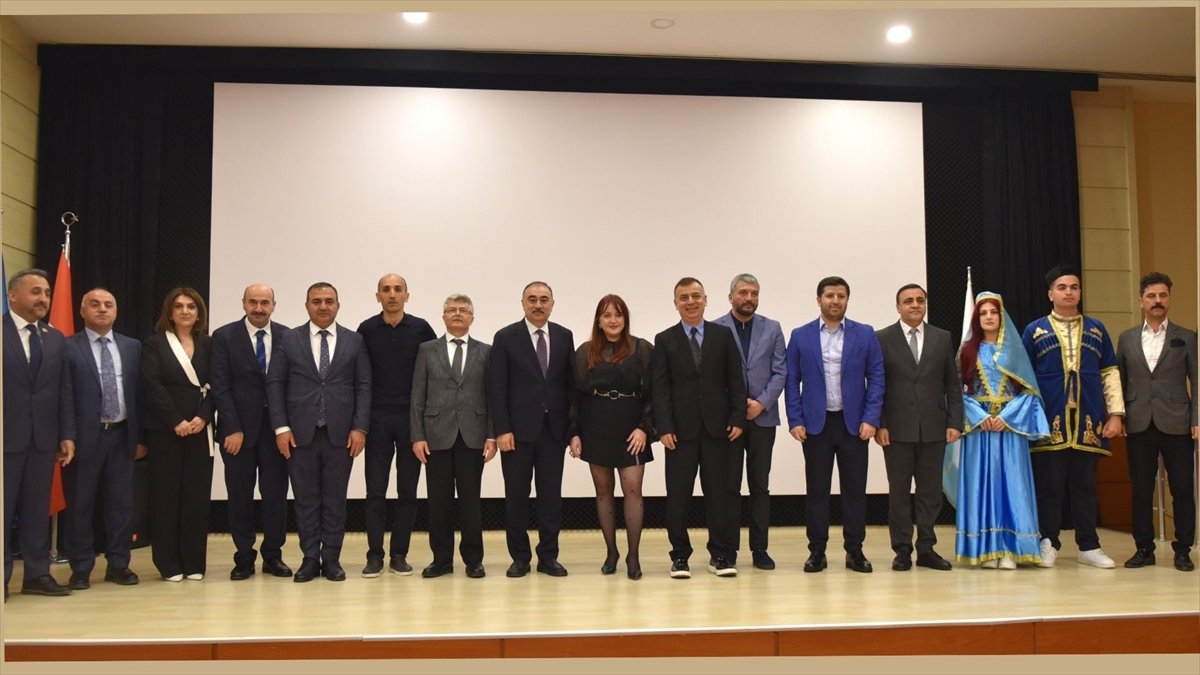 Uluslararası Turan Film Festivali'de 'Azerbaycan sineması' konuşuldu