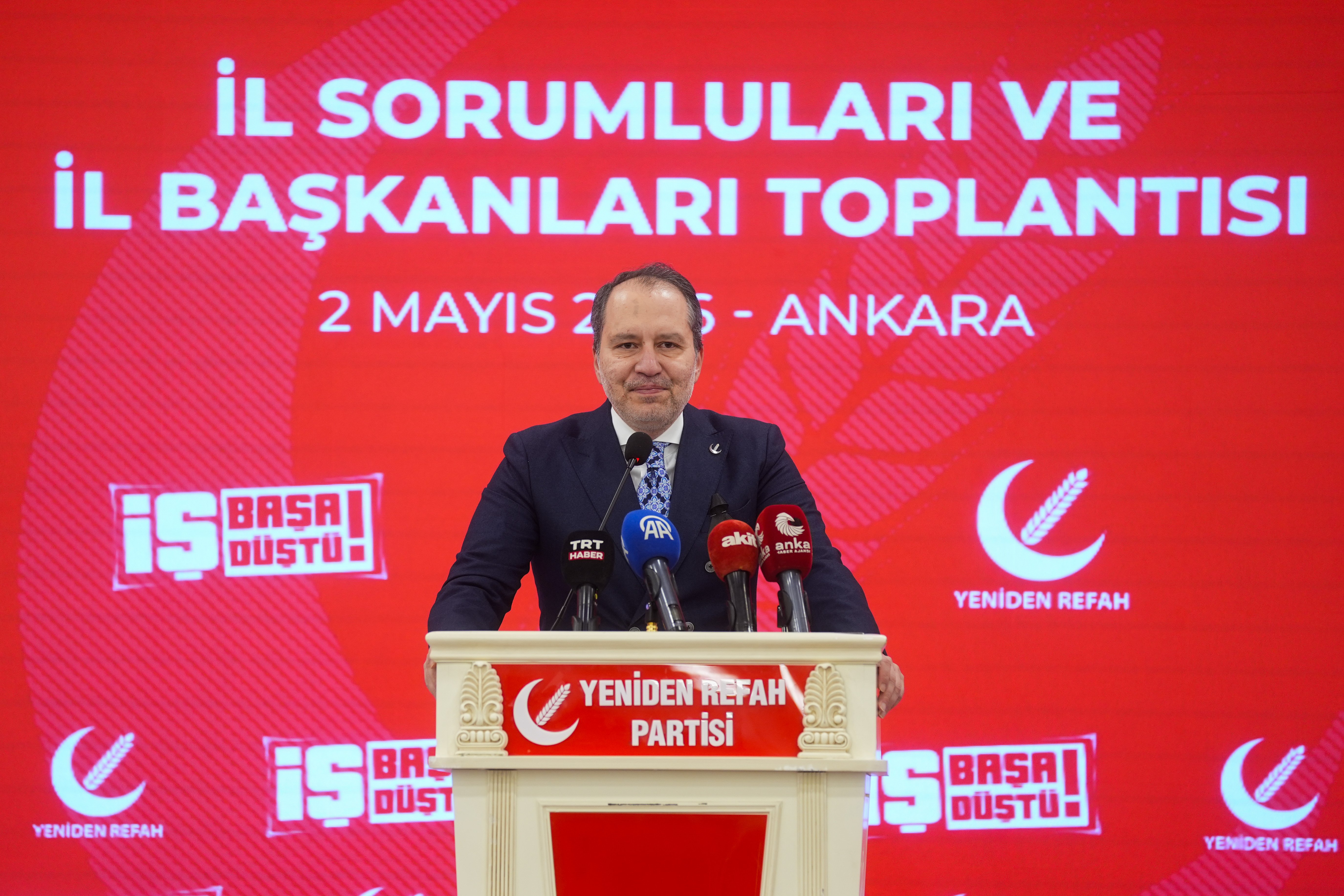 Yeniden Refah Partisi Genel Başkanı Erbakan, partisinin il başkanları toplantısında konuştu: