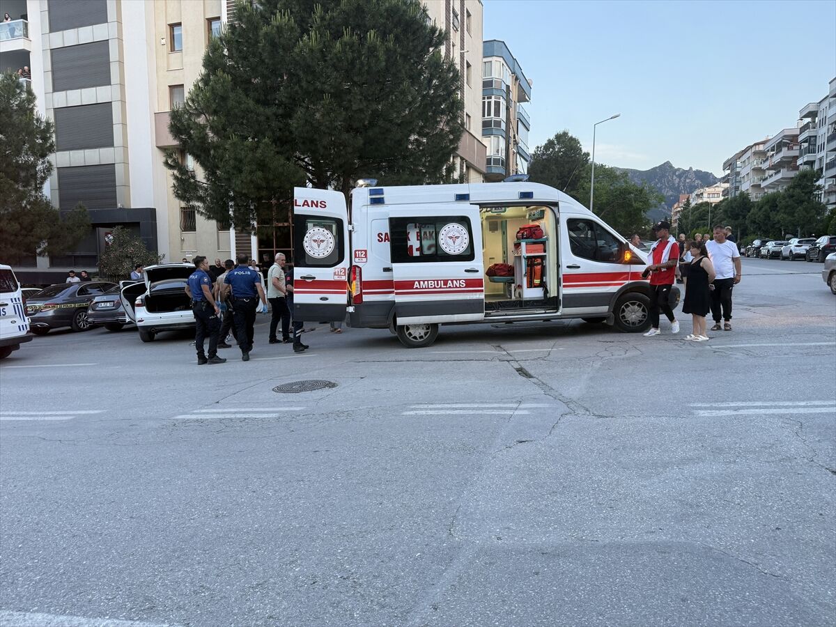 Denizli'de silahlı saldırıya uğrayan kadın, tedavi gördüğü hastanede öldü
