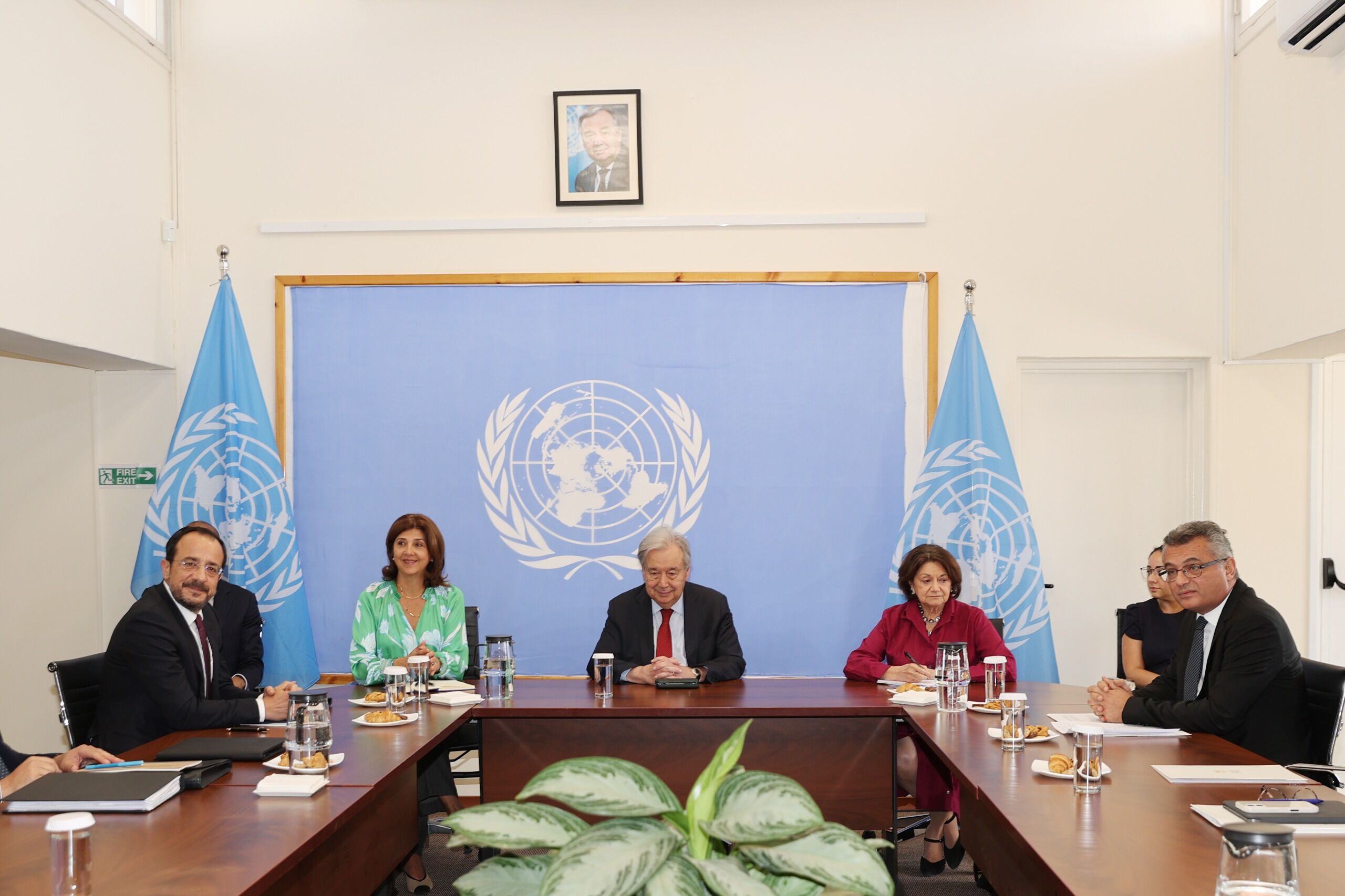 Erhürman, Guterres ve Hristodulidis ile Üçlü Görüşme Gerçekleştirdi