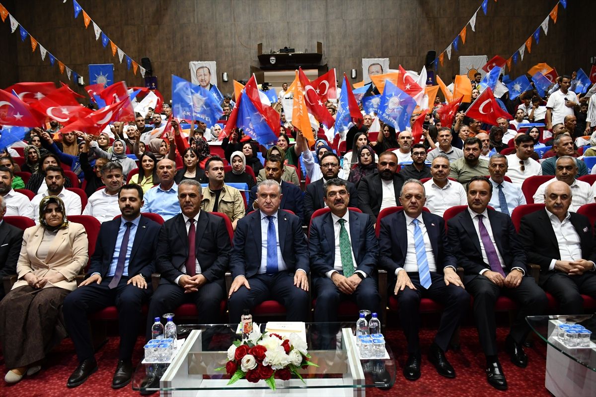 Bakan Bak, Batman'da 'Genişletilmiş İl Danışma Meclisi Toplantısı'nda konuştu: