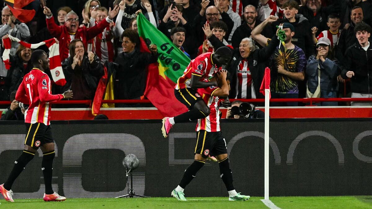 Premier Lig'de başkent derbisini Brentford kazandı